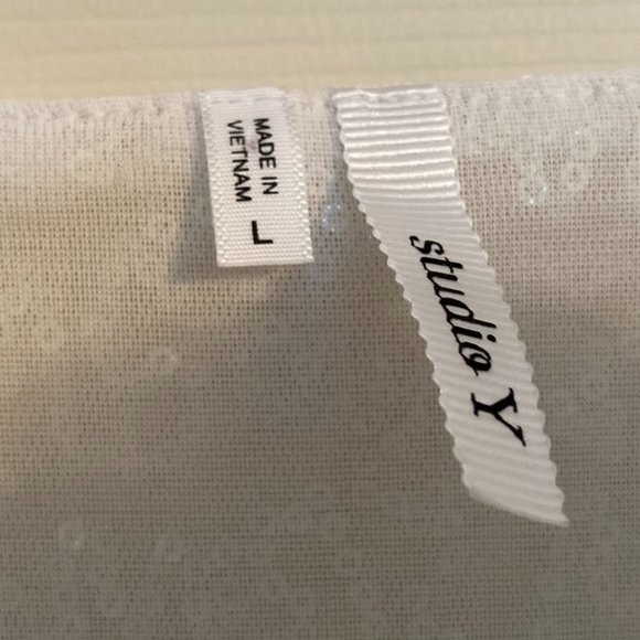 White with Silver Sequence Top - EUC - Picture 3 of 8